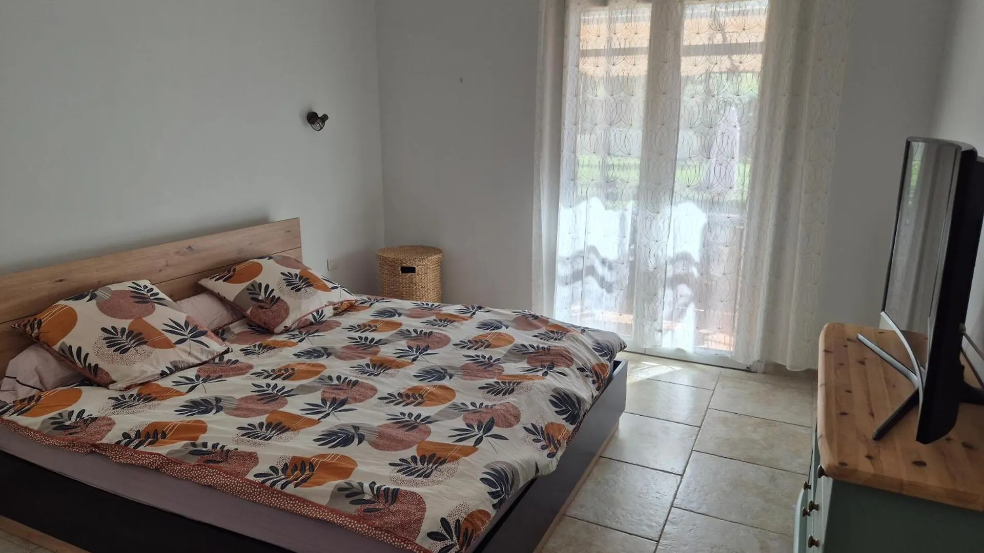Villa La Cigaline Lauris Holiday home